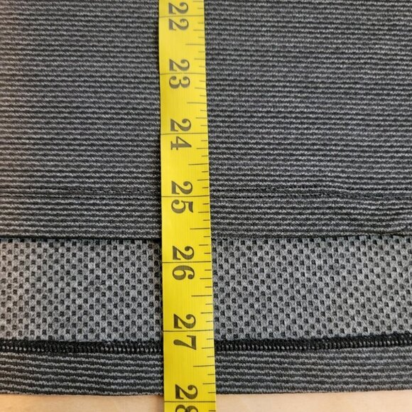 Nike AeroReact Long Sleeve Cowl Running Shirt - Picture 10 of 10